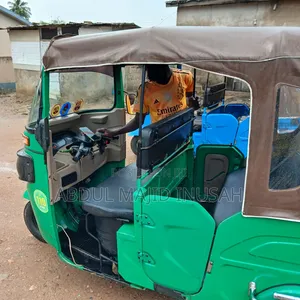 Bajaj RE 2024 Green