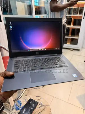 Laptop Dell Vostro 14 5471 16GB Intel Core i5 SSD 256GB