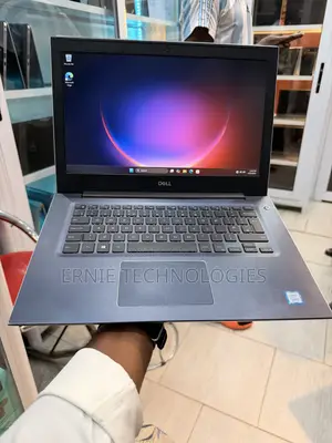 Laptop Dell Vostro 14 5471 16GB Intel Core i5 SSD 256GB