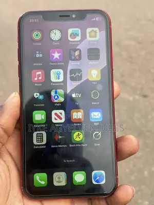 Apple iPhone XR 64 GB Red