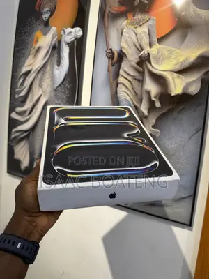 New Apple iPad Pro 13 (2025) 256 GB Black