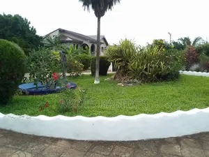 16bdrm House in Ofankor for sale