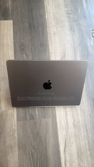 Laptop Apple MacBook Air 2022 M2 16GB Apple M2 SSD 512GB