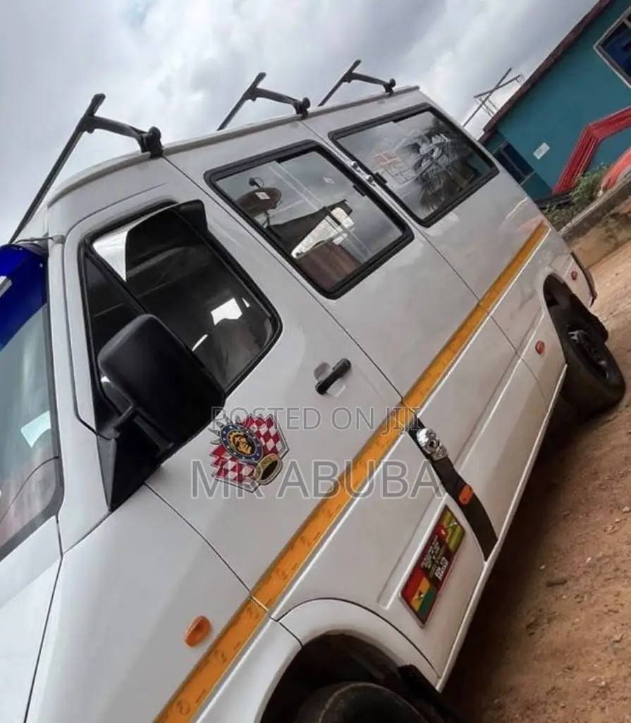 Mercedes-Benz Sprinter 2010 White