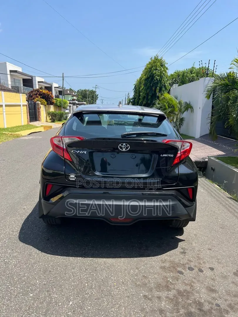 Toyota C-HR 2022 Black