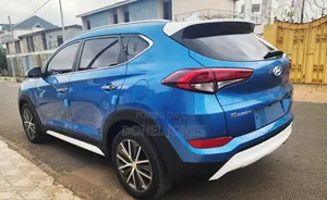 Hyundai Tucson 2017 Blue