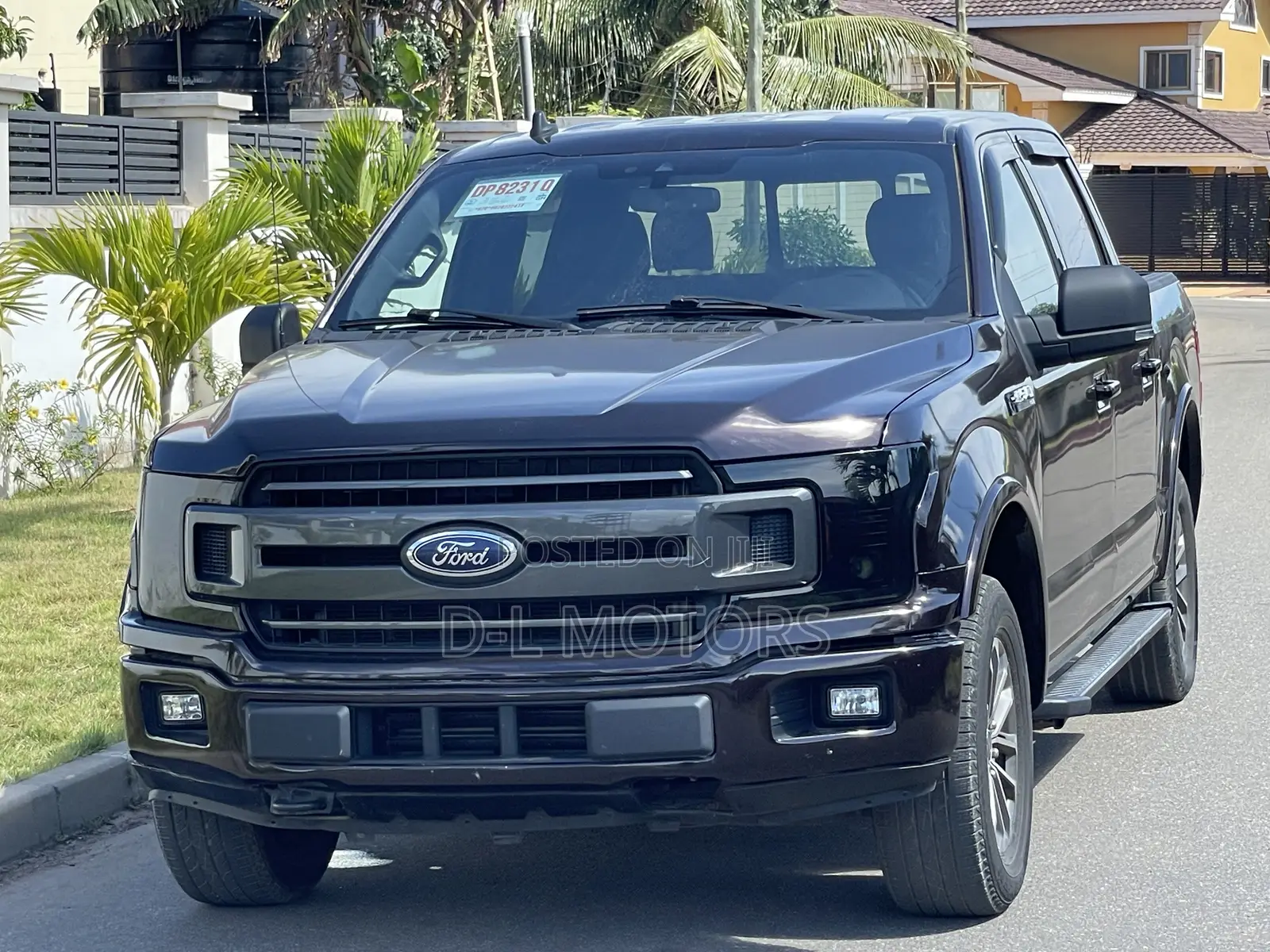 Ford F-150 XL 4x4 Regular Cab Styleside 8 ft. box 141 in. WB 2019 Brown