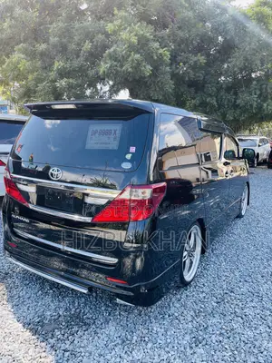 Toyota Alphard 2.4 Petrol FWD 2013 Black