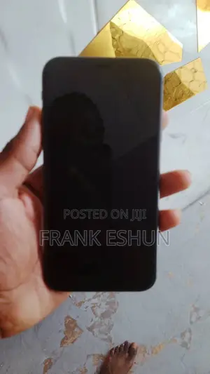 Apple iPhone 11 64 GB Black