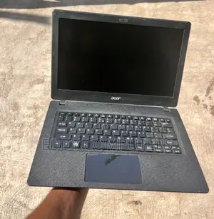 Laptop Acer Aspire V3-371 4GB Intel Core i3 SSD 128GB