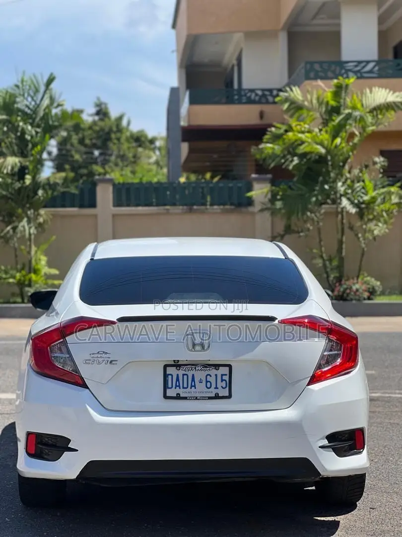 Honda Civic EX Sedan 2018 White