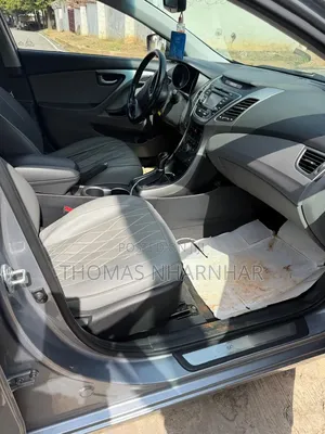 Hyundai Elantra 2016 Silver