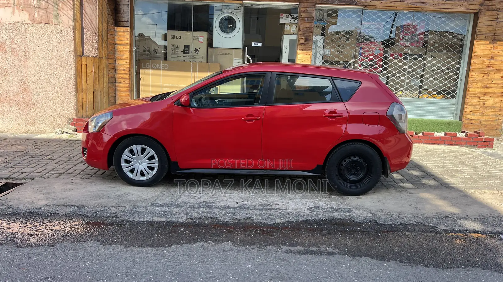 Pontiac Vibe 2010 Red