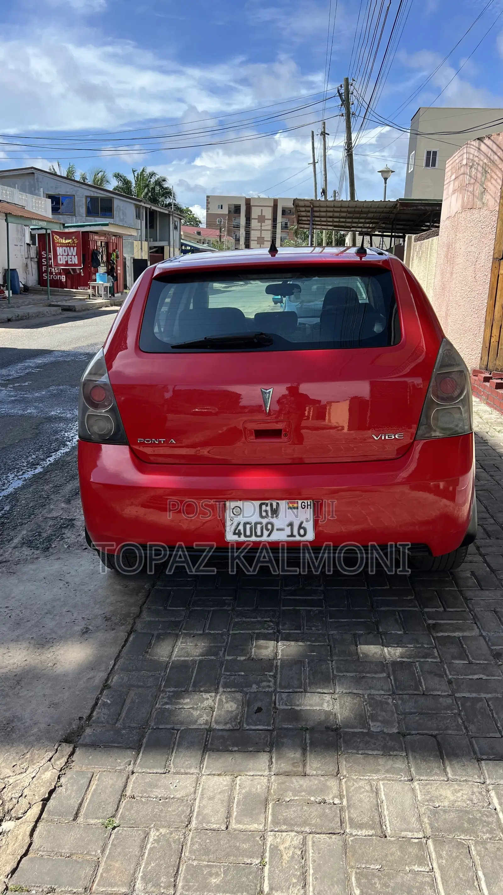 Pontiac Vibe 2010 Red