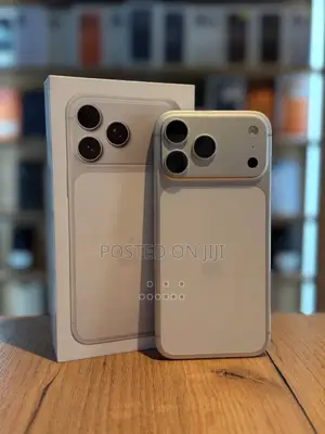 New Apple iPhone 17 Pro Max 256 GB White