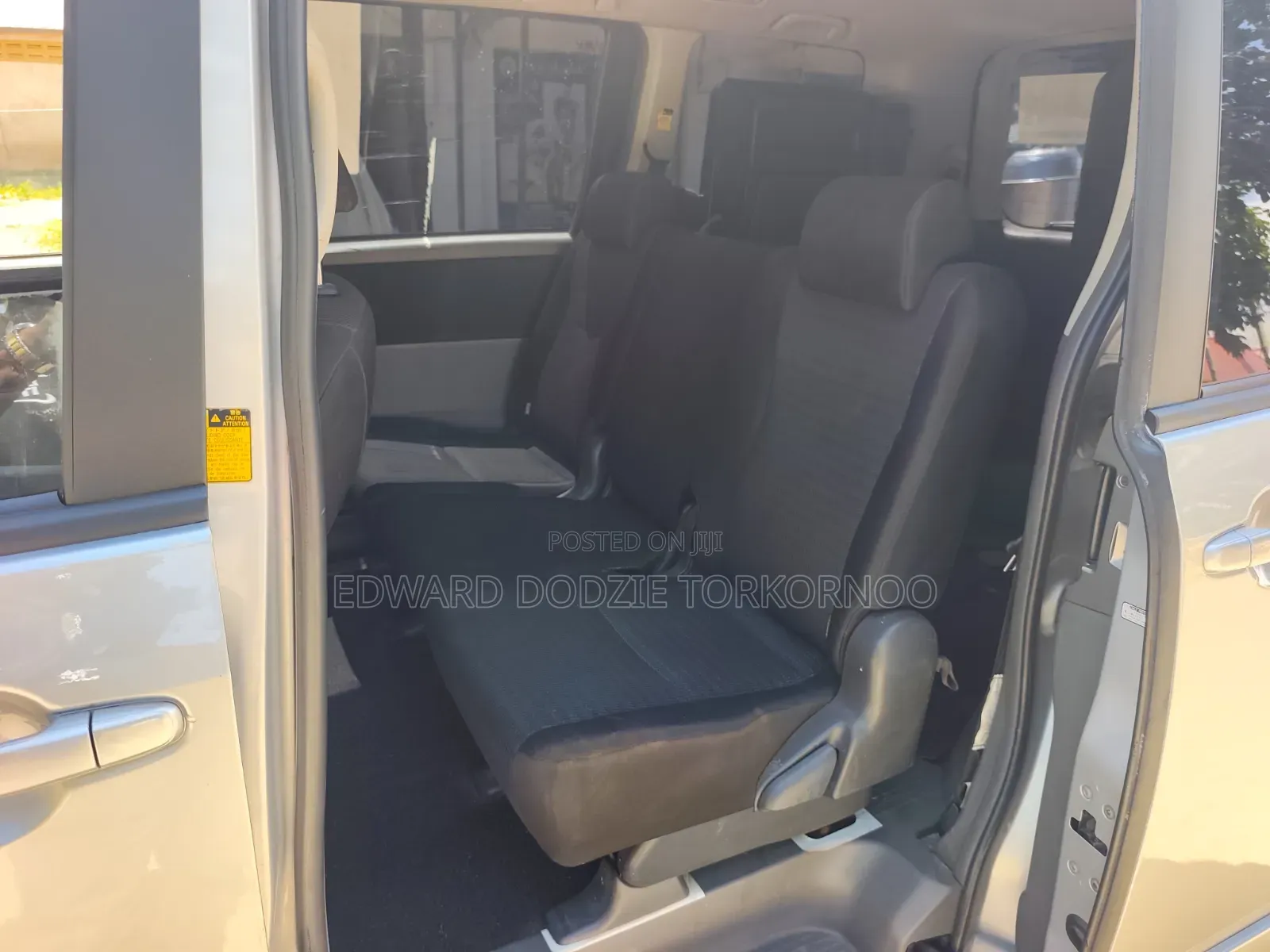 Toyota Voxy 2013 Silver