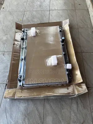 Honda CRV Radiator Water Tank 2017 2018 2019 2020 2021 2022.
