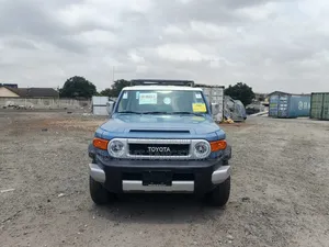 Toyota FJ Cruiser 2023 Blue