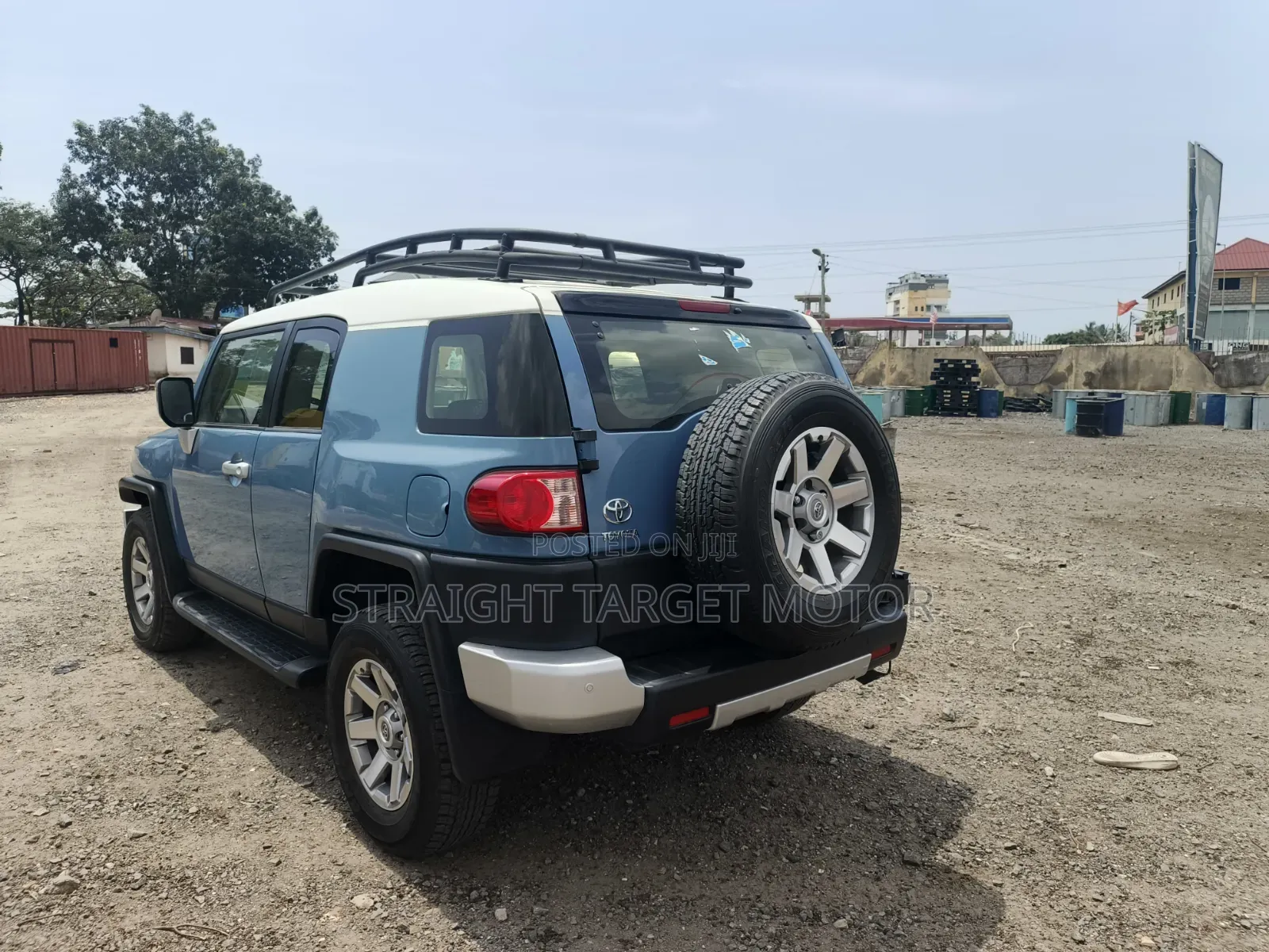 Toyota FJ Cruiser 2023 Blue