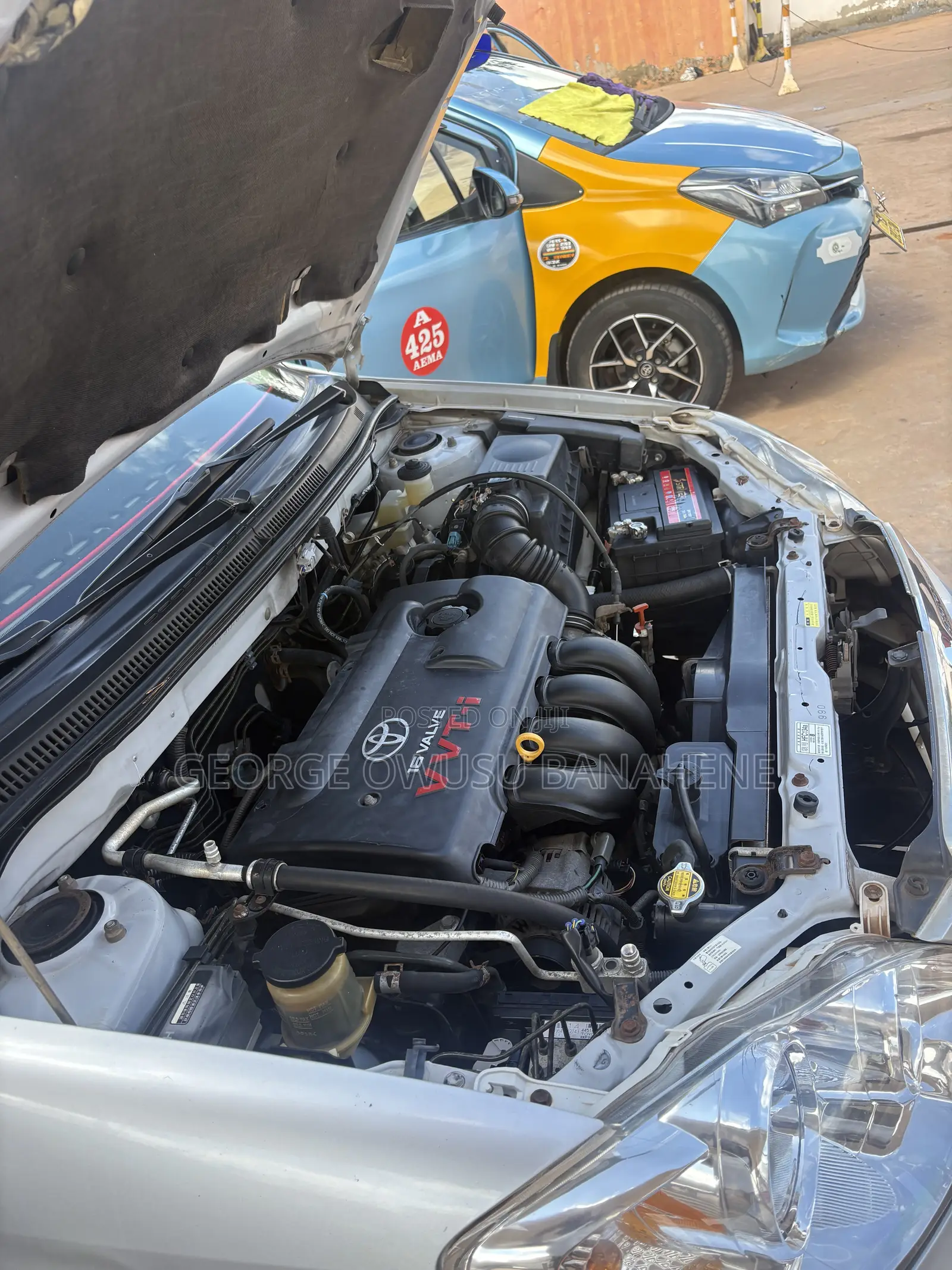 Toyota Corolla L 4-Speed Automatic 2013 Gray