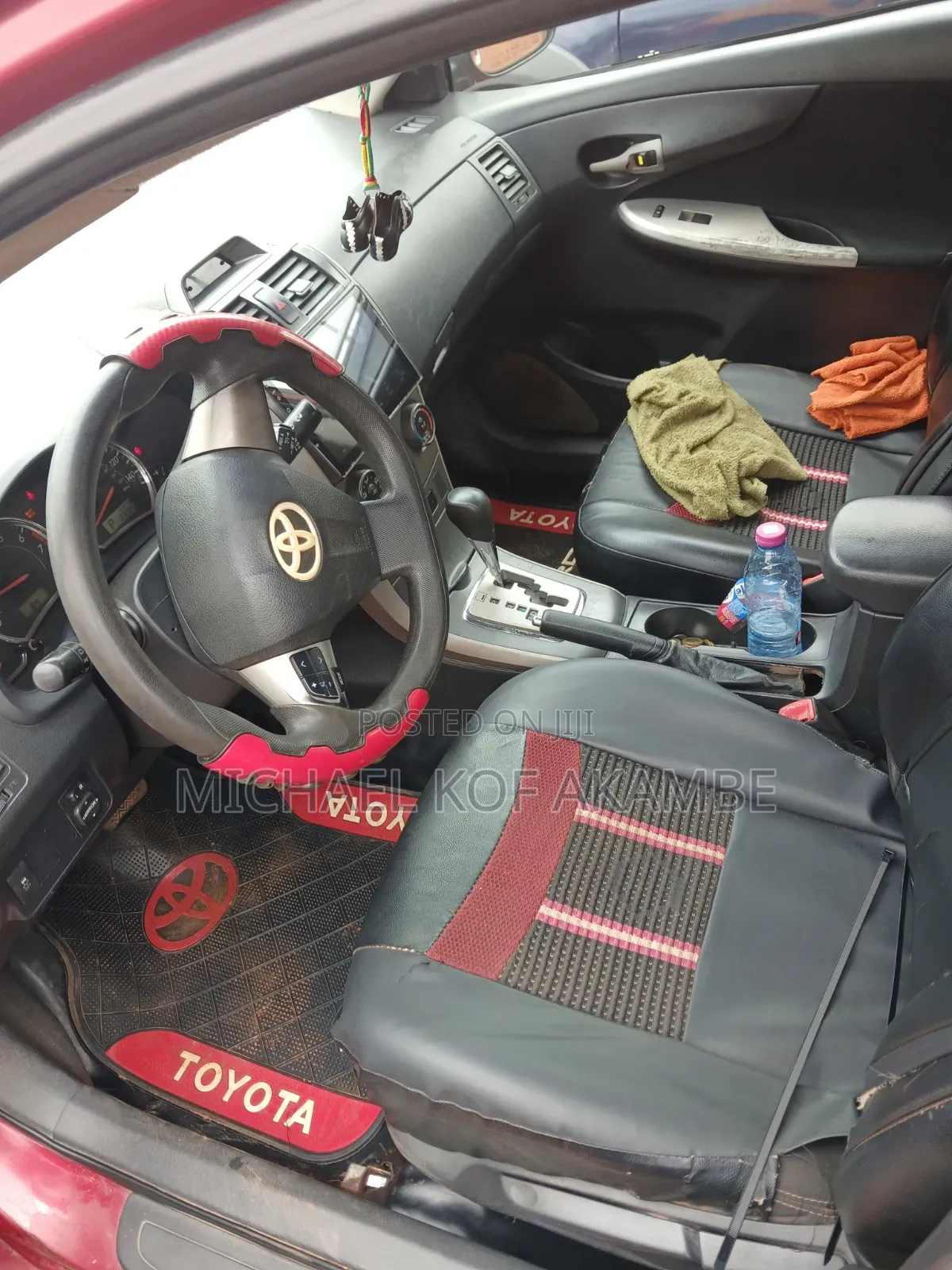 Toyota Corolla 2012 Red