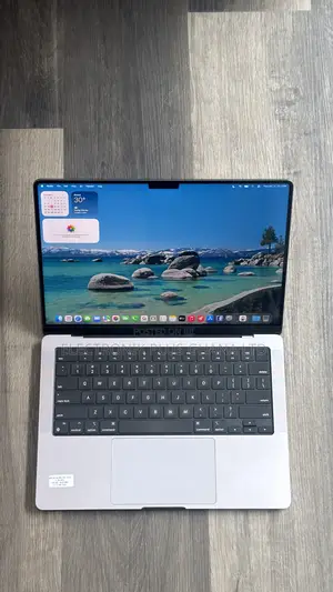 Laptop Apple MacBook Pro 2023 M3 8GB Apple M3 SSD 1T