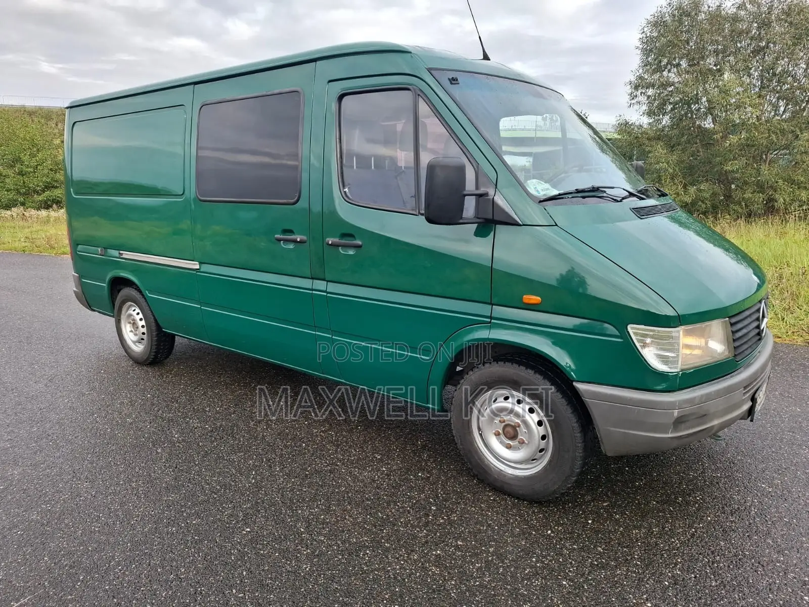 Mercedes-Benz Sprinter 1999 Green