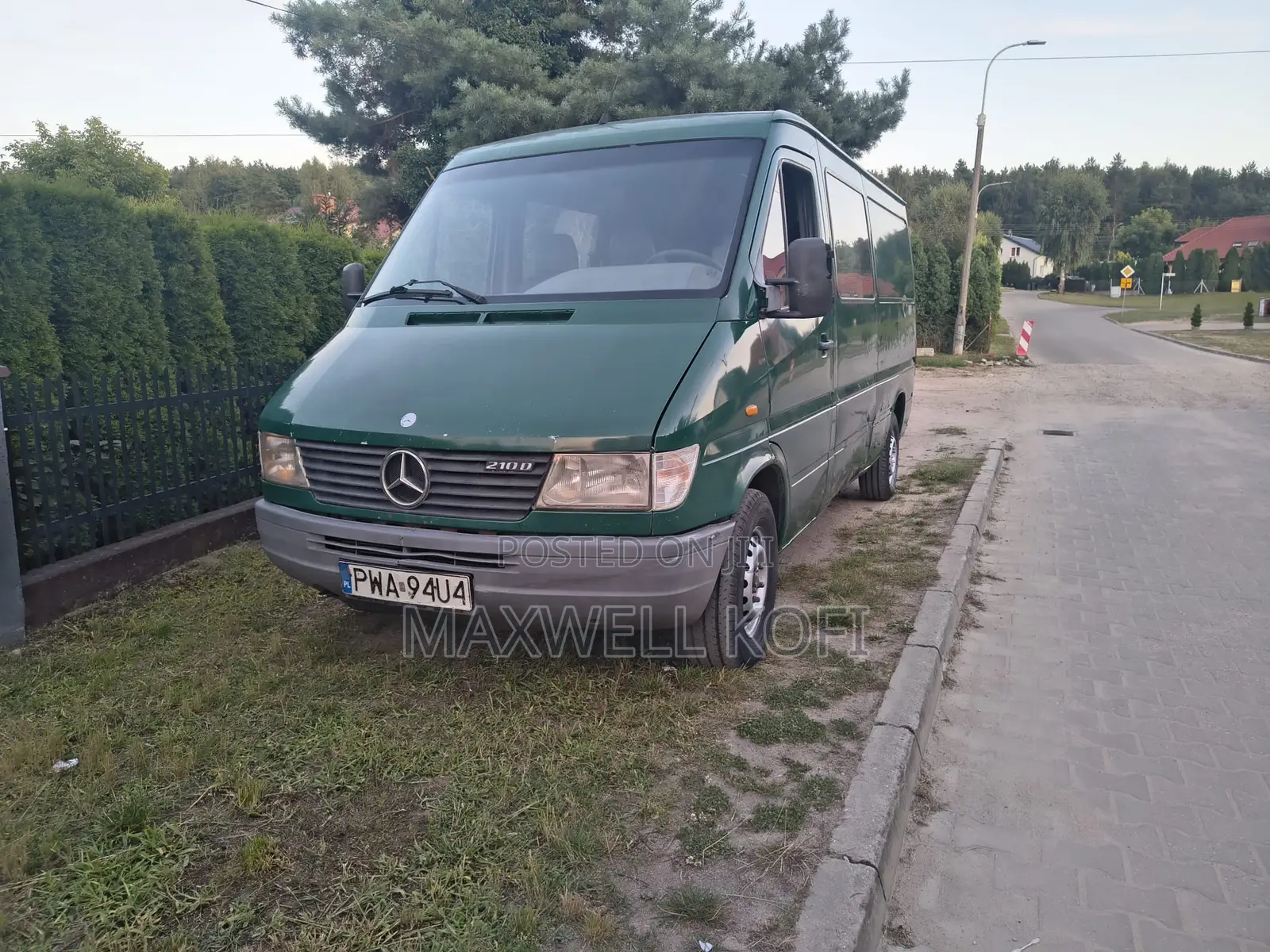 Mercedes-Benz Sprinter 1999 Green