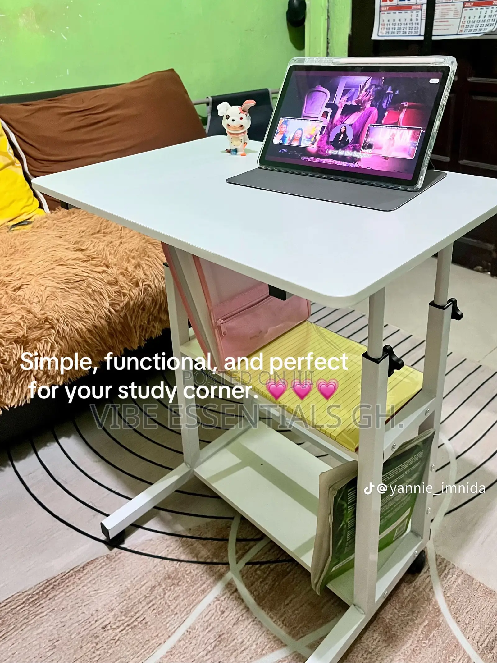 Table-Space-Saving Modern Design for Home Office or Study