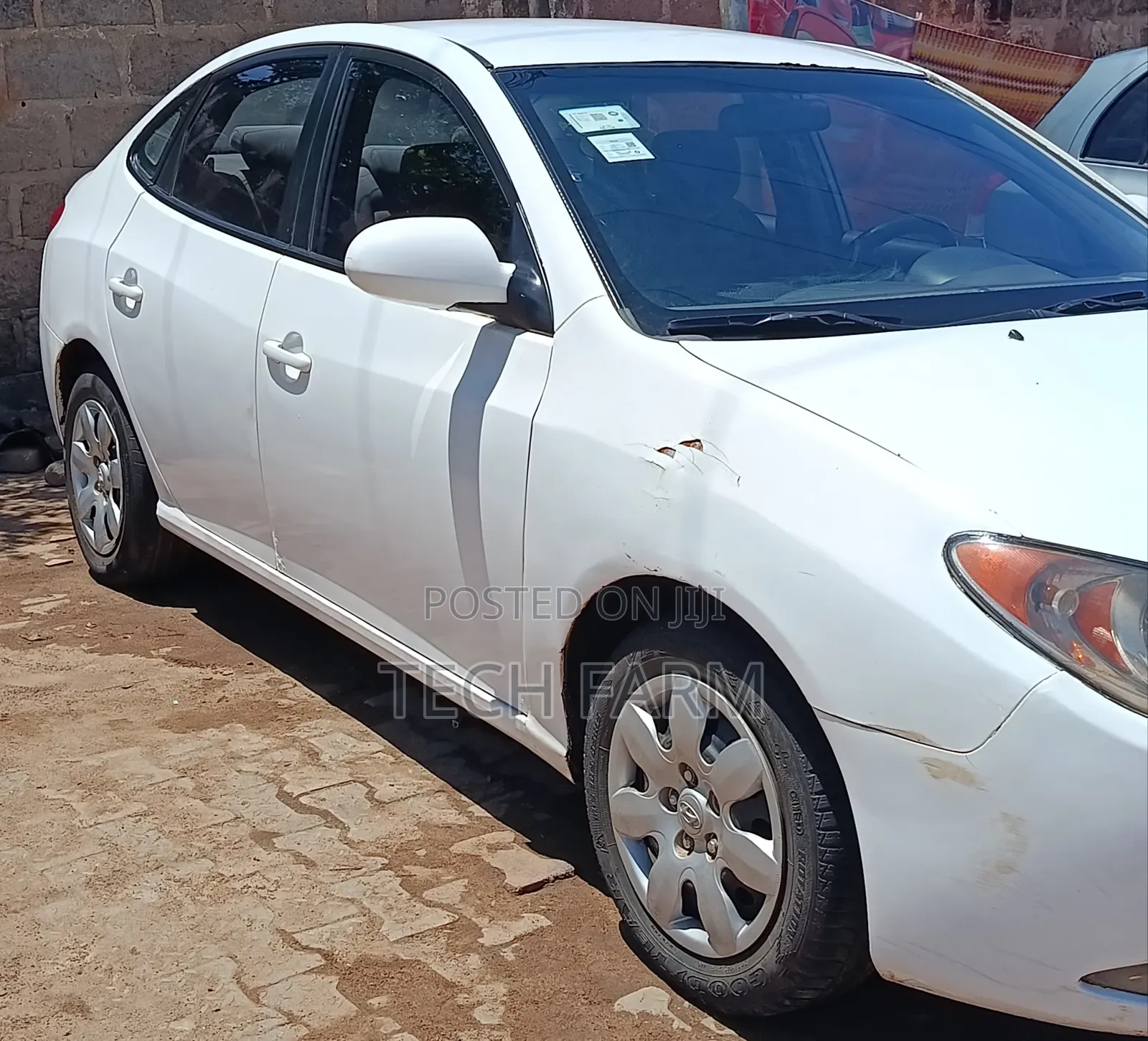 Hyundai Elantra 2010 White