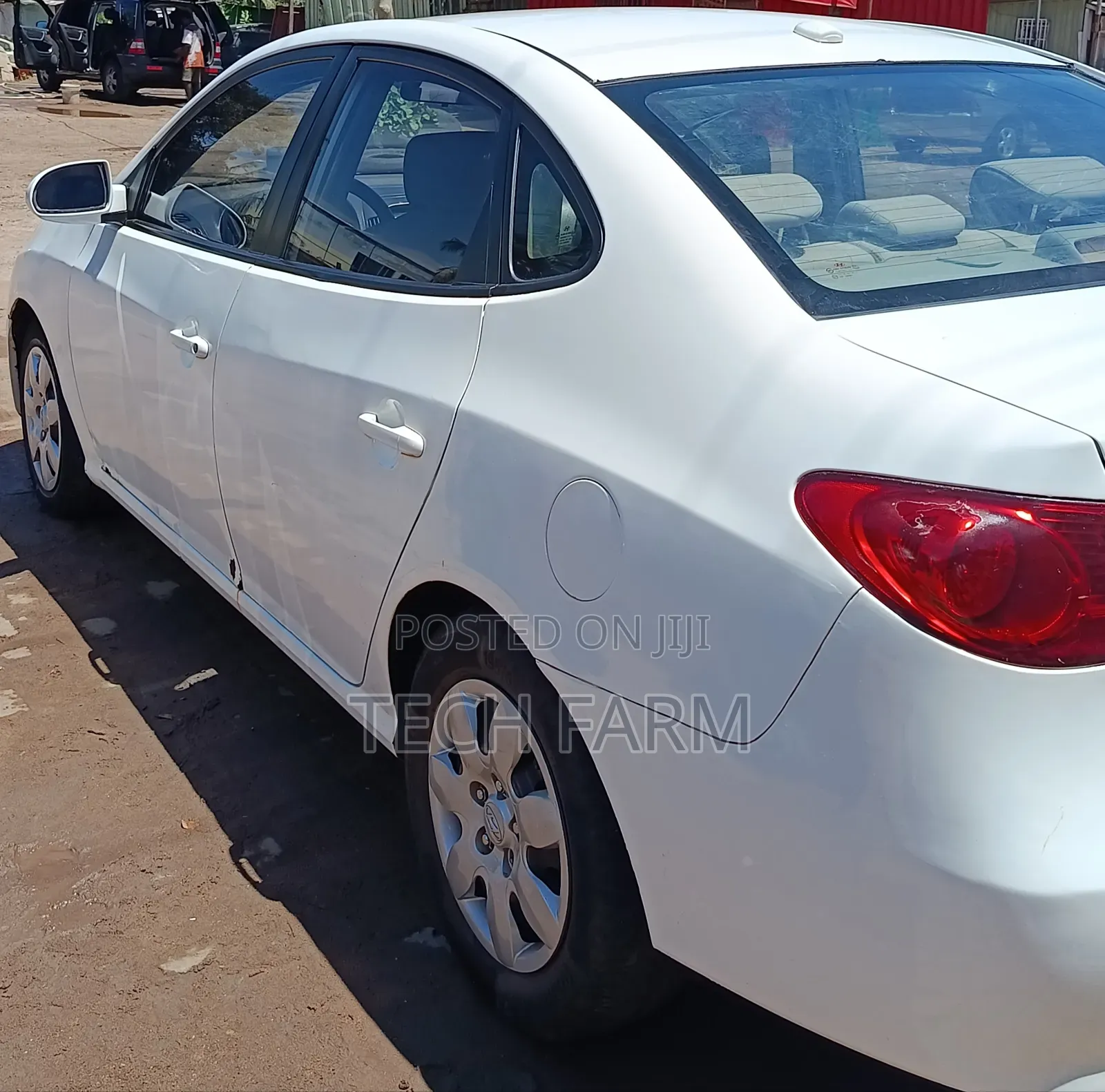Hyundai Elantra 2010 White