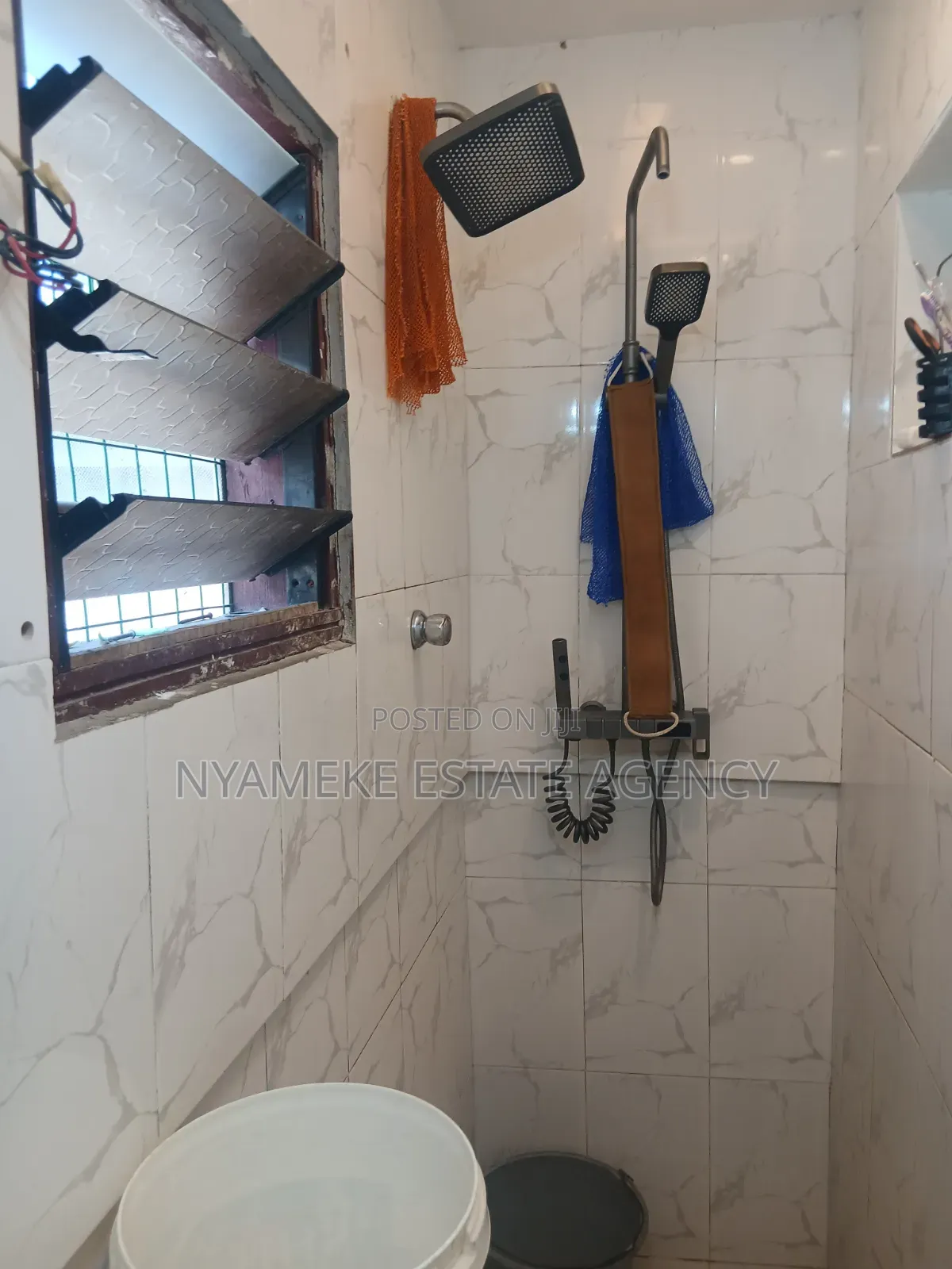 1bdrm Apartment in Karikari, Exhibition for rent