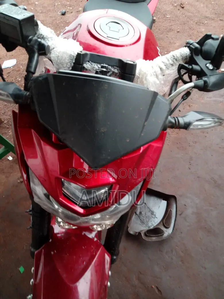 Lifan 2025 Red