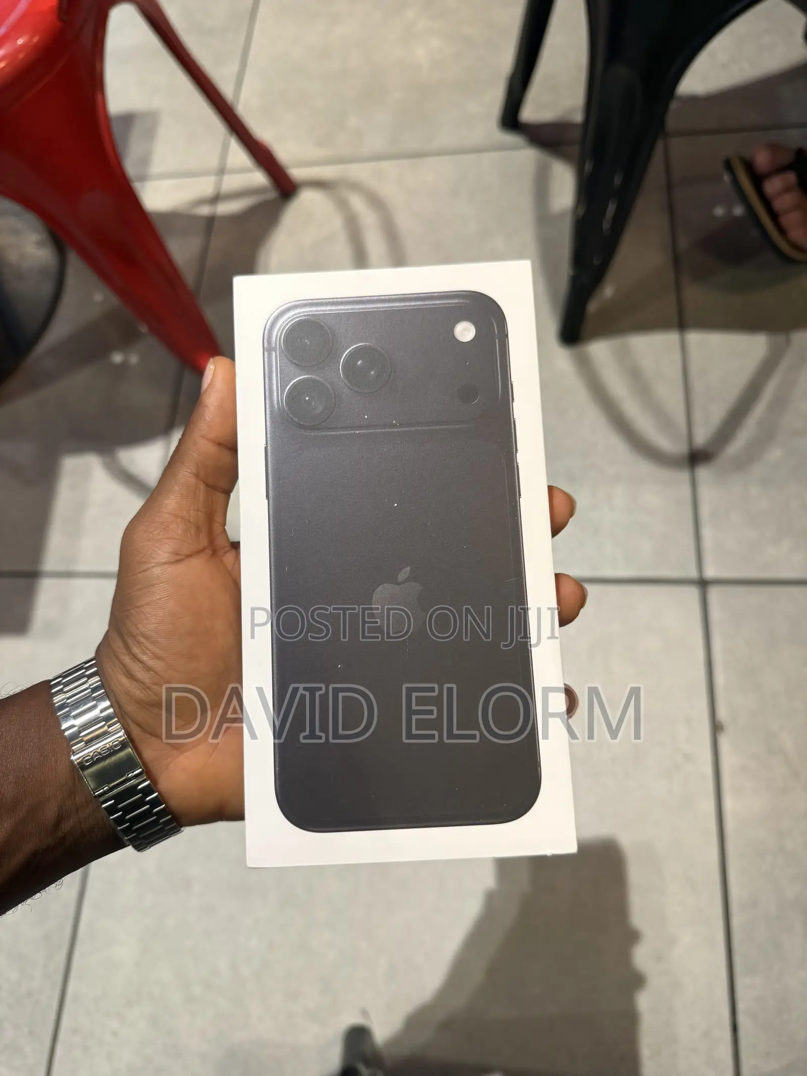 New Apple iPhone 18 Pro Max 1 TB Black