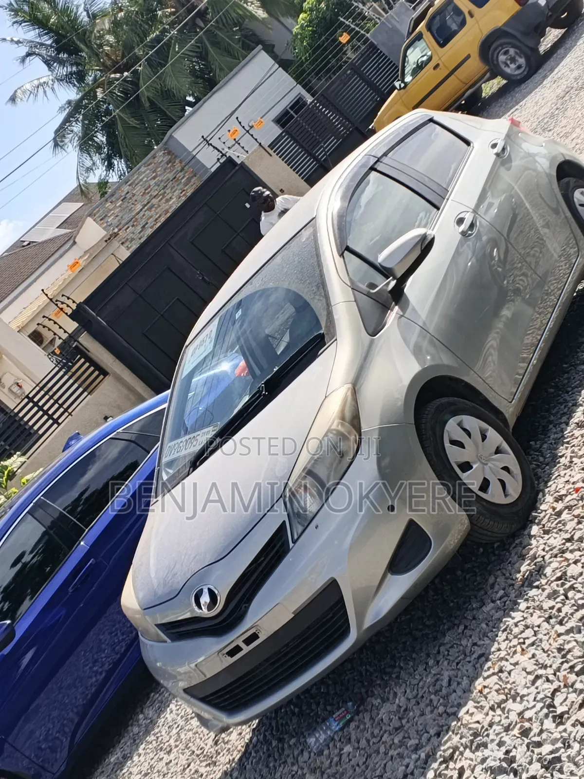 Toyota Vitz 2012 Gray