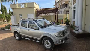 Peugeot Landtrek 1.9 Diesel Double Cab AWD 2021 Gray