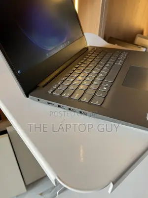 Laptop Lenovo IdeaPad 1 8GB Intel Core i5 SSD 256GB