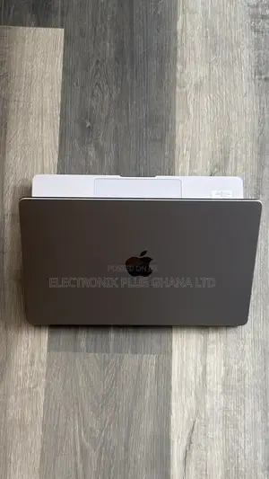 Laptop Apple MacBook Pro 2021 M1 16GB Apple M1 Pro SSD 1T