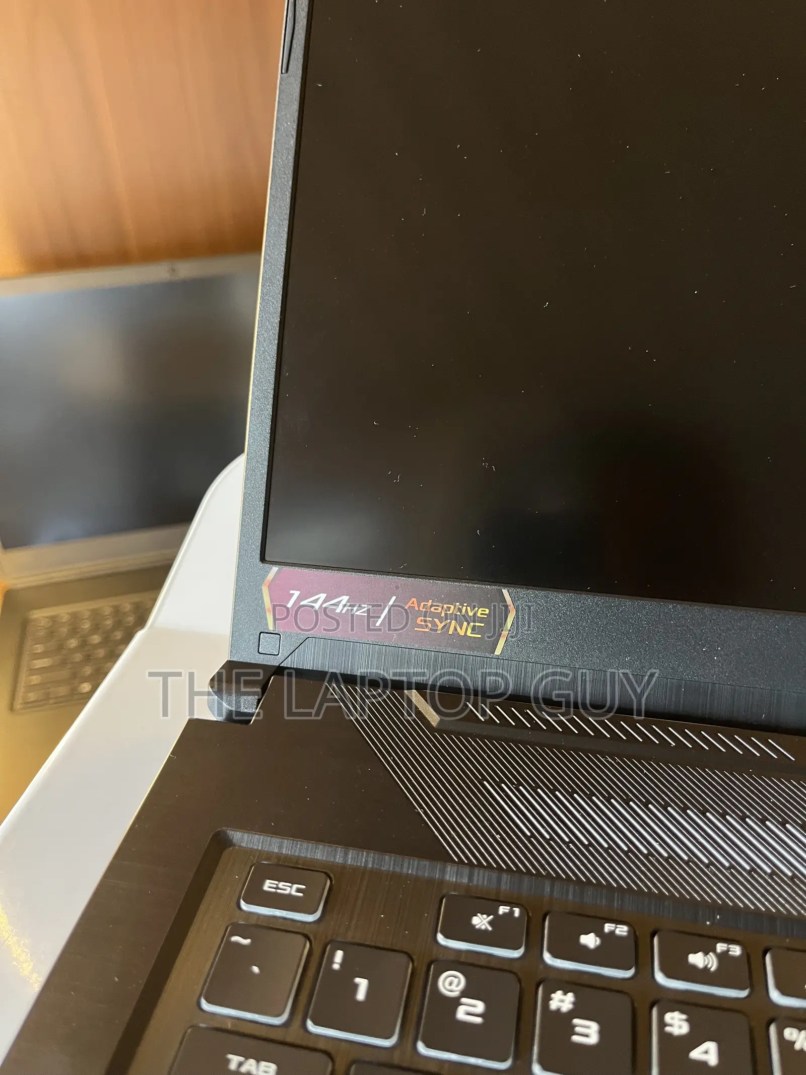 New Laptop Asus ROG Zephyrus M16 16GB Intel Core i7 SSD 512GB
