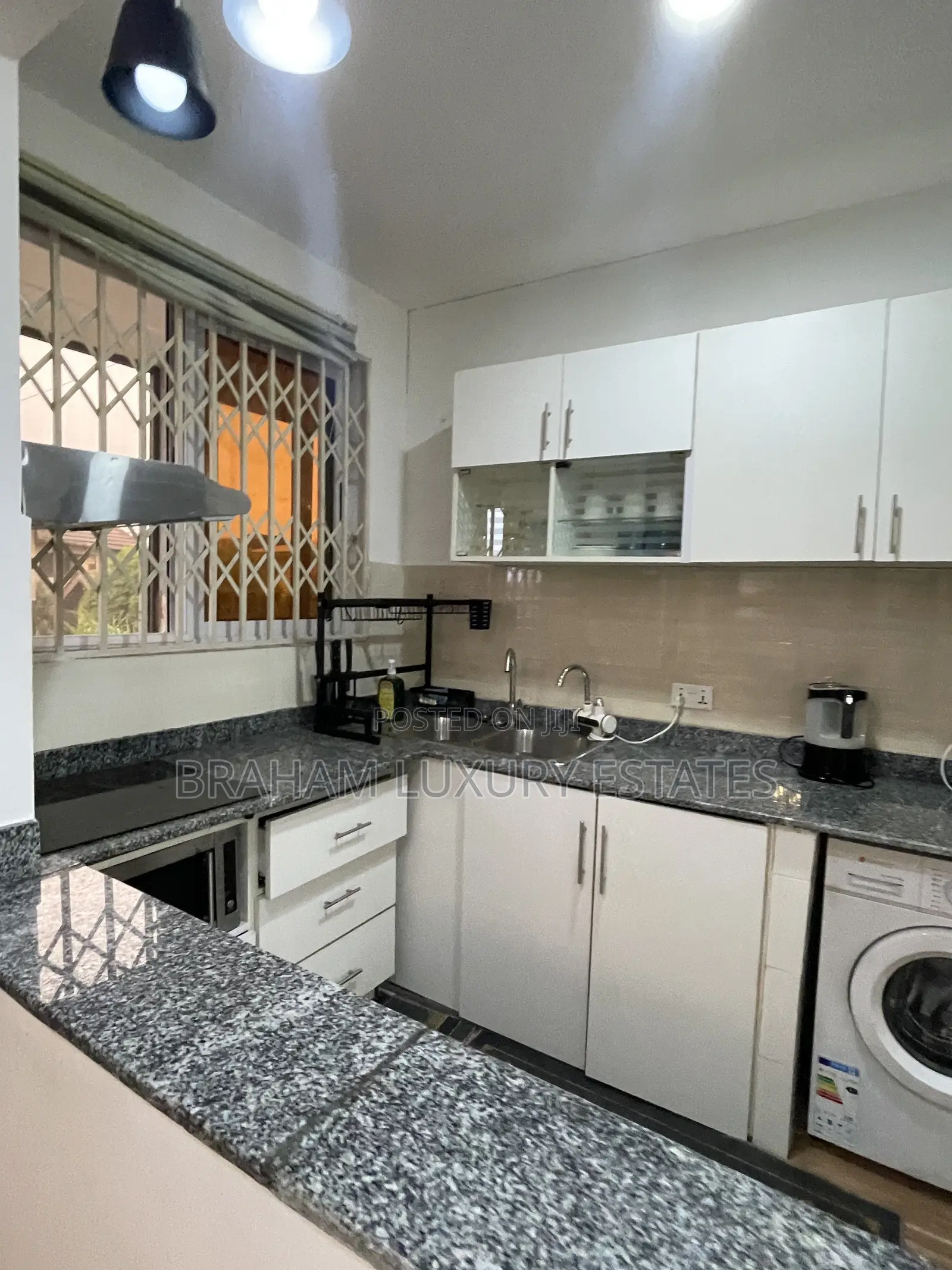 Furnished 3bdrm Apartment in Braham Luxury, Spintex for rent