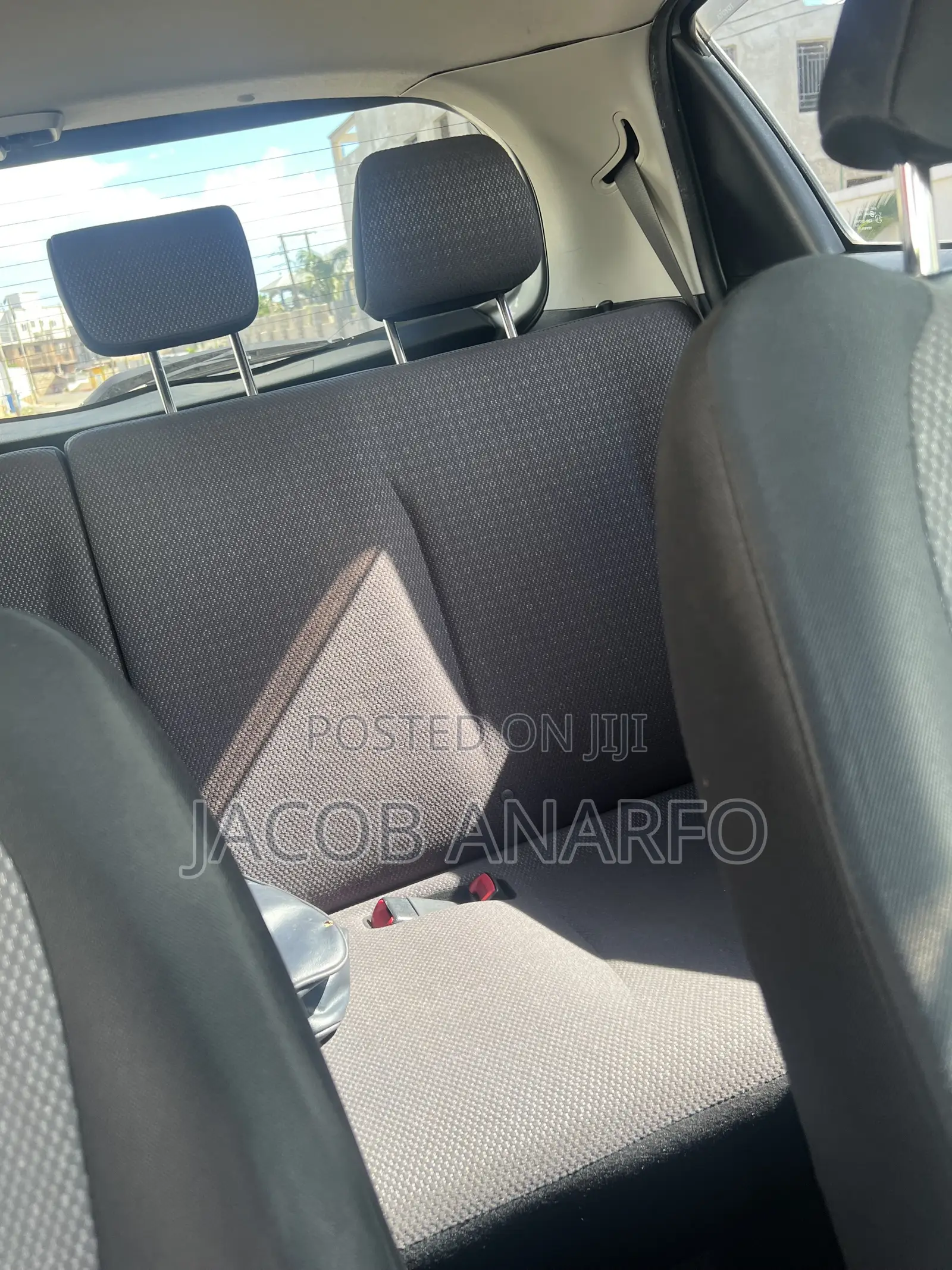 Toyota Vitz 1.3 AWD 3dr 2013 Silver