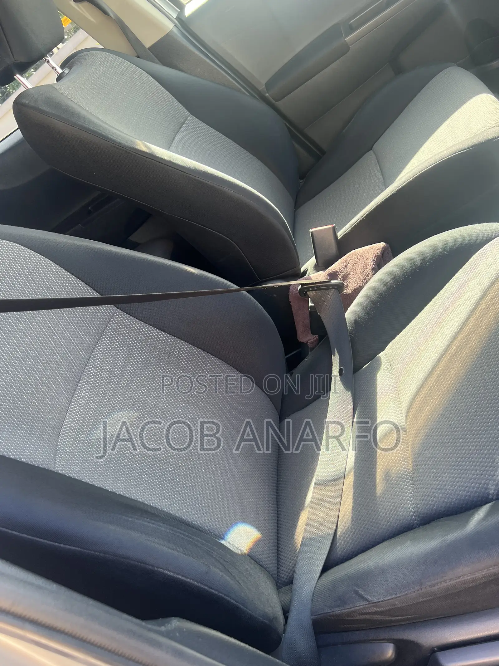 Toyota Vitz 1.3 AWD 3dr 2013 Silver