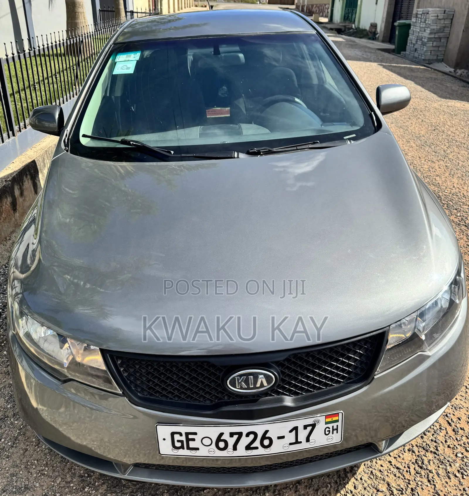 Kia Forte EX 2010 Gray