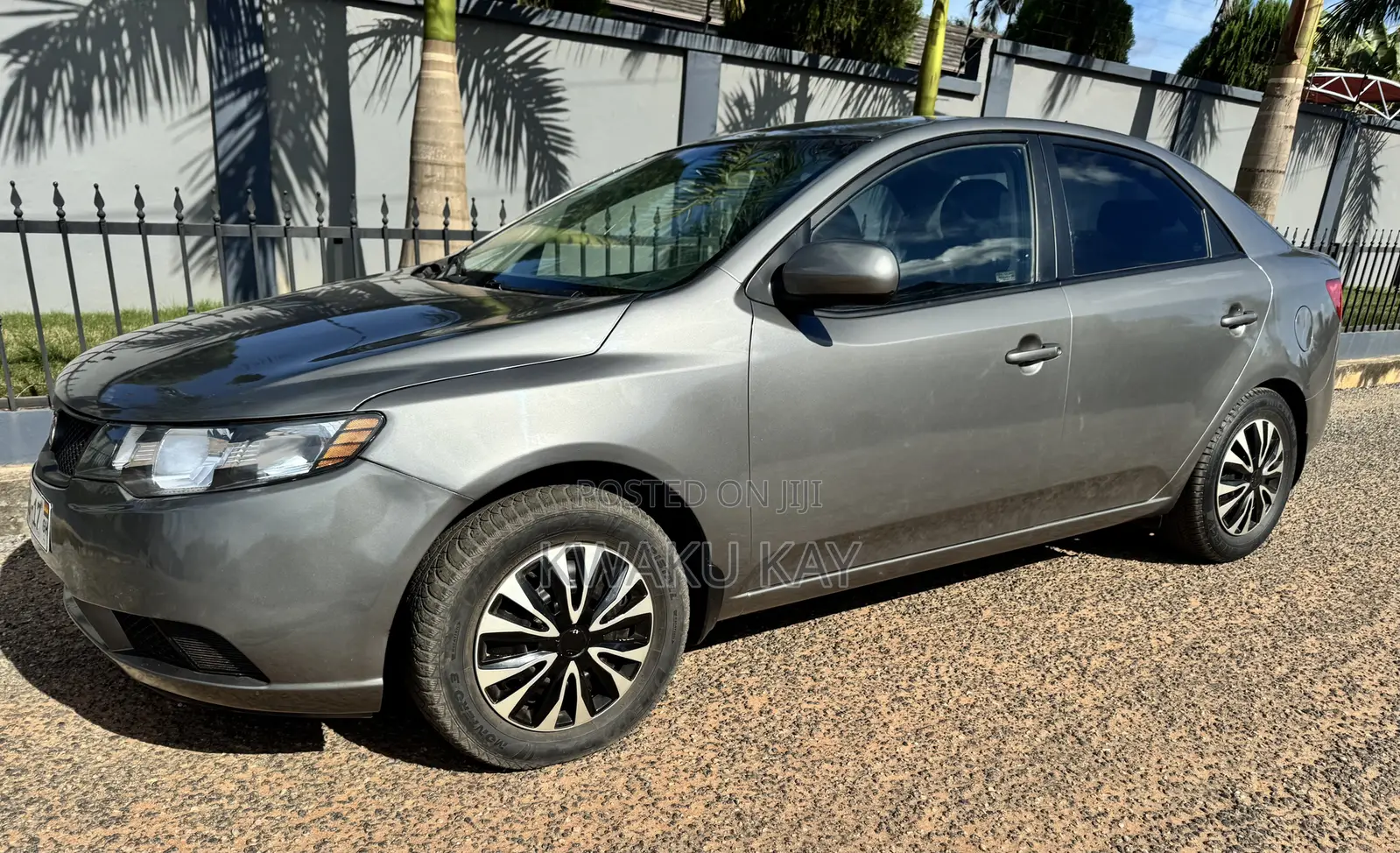 Kia Forte EX 2010 Gray