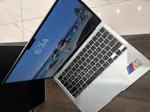 Laptop Apple MacBook Air 16GB Apple M4 SSD 256GB