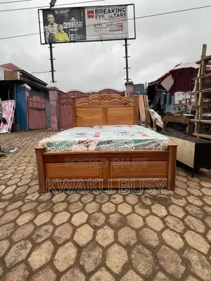 Curving Double Bed