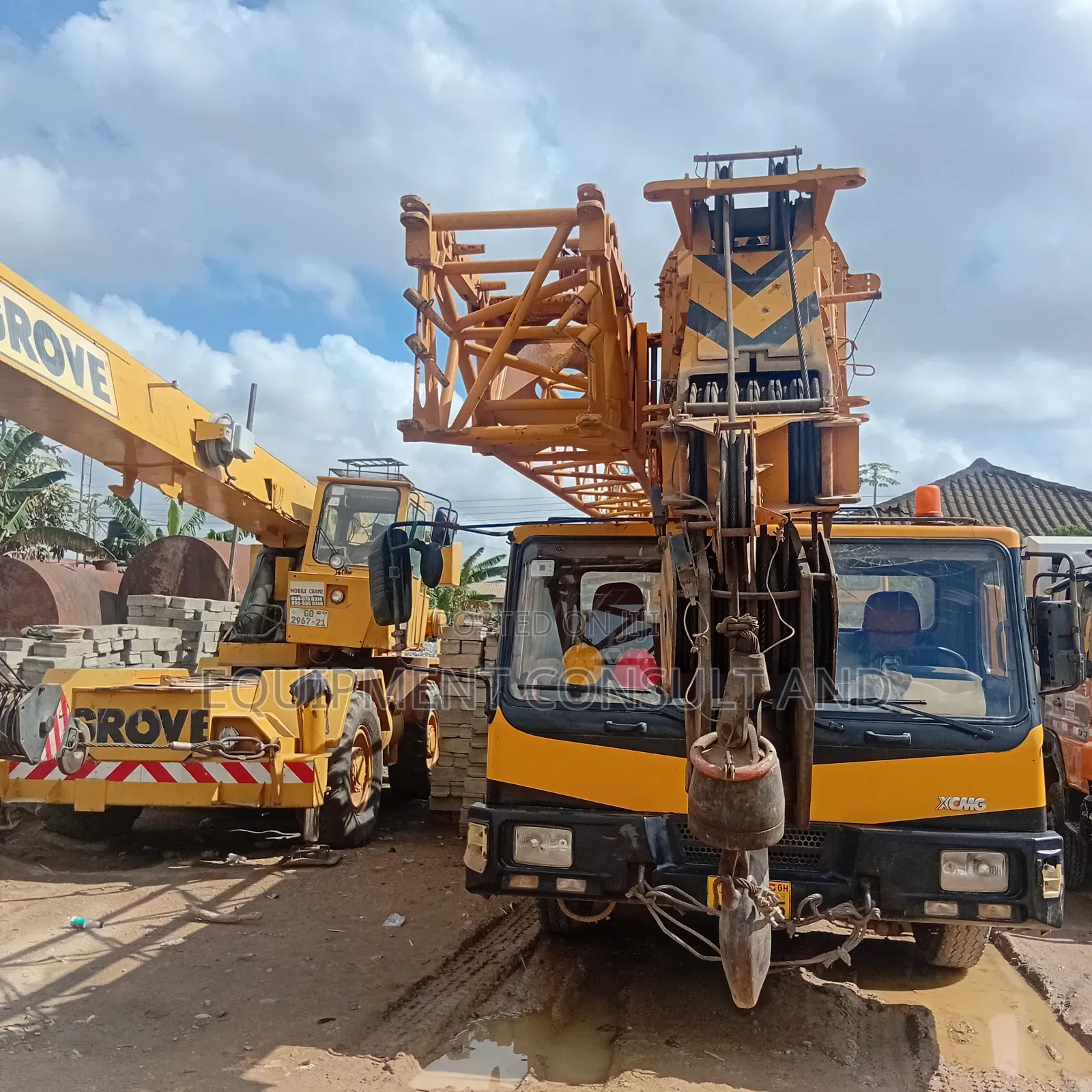 Mobile Crane 30 to 60 Tons for Rent