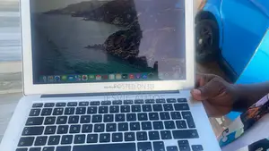 Laptop Apple MacBook Pro 2017 8GB Intel Core i5 SSD 128GB
