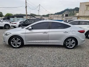 Hyundai Avante 2017 Silver