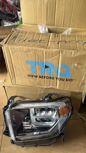 Toyota Tundra Led Original Headlights From Taiwan